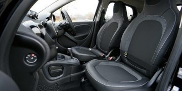 Cette habitude en voiture peut coûter très cher, et tout le monde l’a déjà fait