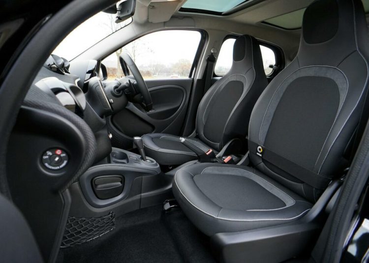 Cette habitude en voiture peut coûter très cher, et tout le monde l’a déjà fait