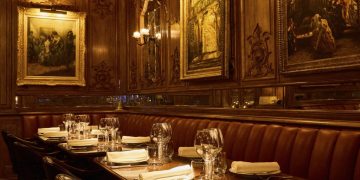 La Renommée : le charme intemporel du Paris d’hier, l’audace de New York d’aujourd’hui