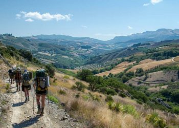 Défi extrême : 26,9 km et 1400 m de dénivelé sur le Chemin de Saint-Jacques (vous n’en reviendrez pas)