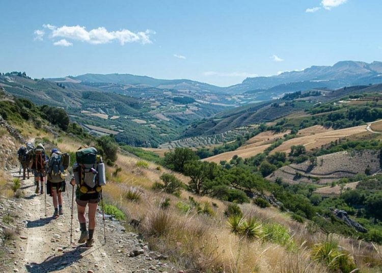 Défi extrême : 26,9 km et 1400 m de dénivelé sur le Chemin de Saint-Jacques (vous n’en reviendrez pas)