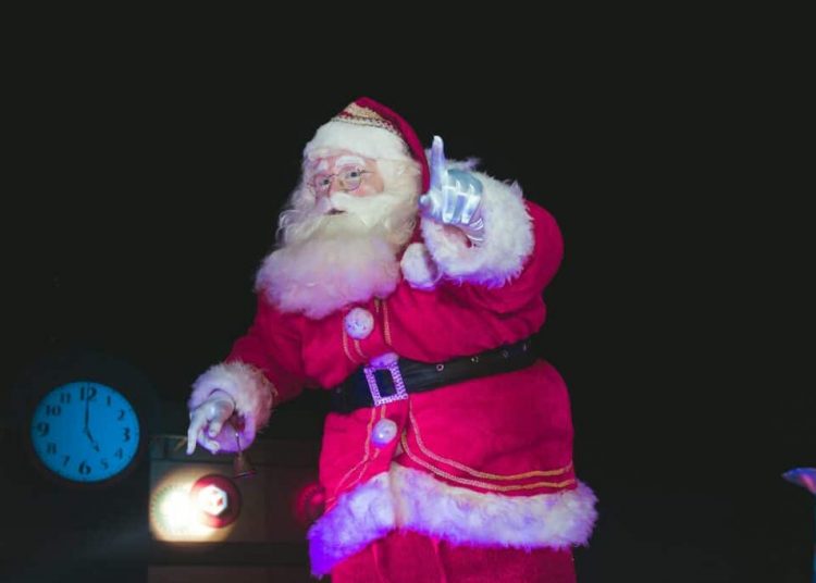 Jusqu’à quel âge faut-il mentir aux enfants sur l’existence du Père Noël ?
