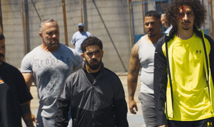 À partir de quel âge voir Sous écrous au cinéma ?