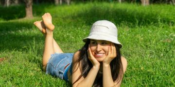 Voyager écoresponsable : 10 conseils essentiels pour réduire son impact environnemental en vacances