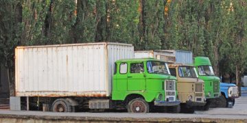 Un camion-benne sème le chaos sur une départementale, les automobilistes zigzaguent sur des kilomètres