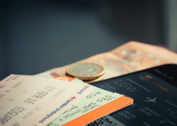 Comment économiser sur les billets d’avion : 10 astuces pour trouver les meilleurs tarifs