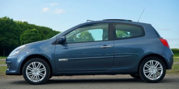 Avec cette nouvelle loi, il faut vérifier sa carte grise de voiture pour éviter une grosse amende