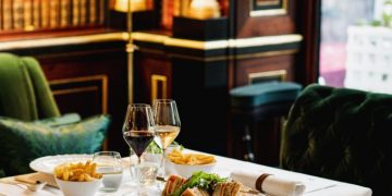 La Réserve Paris dévoile « Tradition Palace », une carte dominicale d’exception