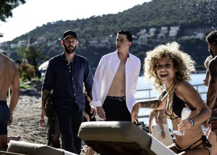 À partir de quel âge voir le film Brûle le sang ?