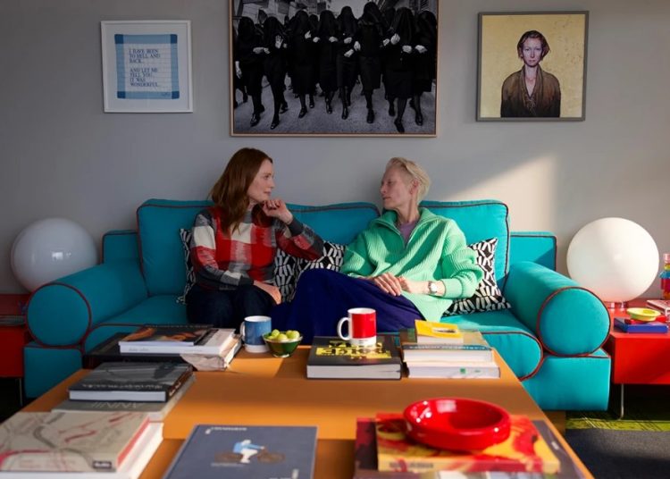 À partir de quel âge voir « La Chambre d’à côté » ?