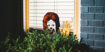 A partir de quel âge peut-on travailler au McDo ?