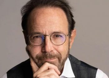 Quand paraîtra le nouveau roman 2025 de Marc Levy ?