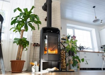 Poêle à bois : les distances de sécurité à respecter pour une installation sans risque