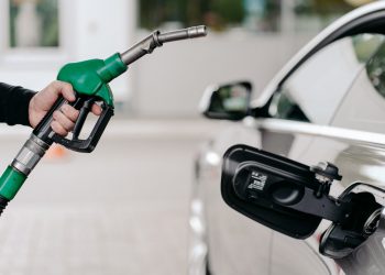 Interdiction des véhicules thermiques en 2035 : une mesure rejetée par une majorité de Français