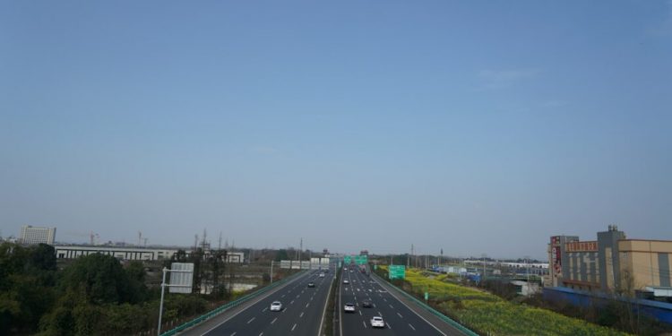 Autoroute A89 gratuite : qui peut en profiter ?