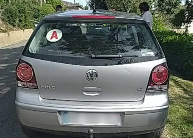 À peine son permis en poche, il file à 142 km/h : le carton rouge tombe immédiatement