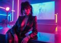 Charli XCX révèle la bande-annonce captivante et annonce la sortie imminente de son film « The Moment »