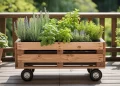 Transformer une palette en jardinière à roulettes pour aromates : guide complet