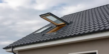 Comment fabriquer un système d’ouverture automatique pour lucarne de toit selon la météo