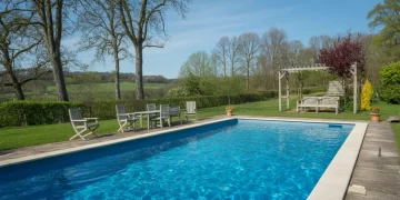 Réparer sa piscine après l’hiver : 6 pannes courantes à résoudre avant la remise en route