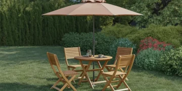 Construire une table de jardin pliante avec parasol intégré en bois recyclé