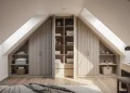 Couloir de rangement sur mesure pour combles aménagés : ossature, portes accordéon et organisation intérieure